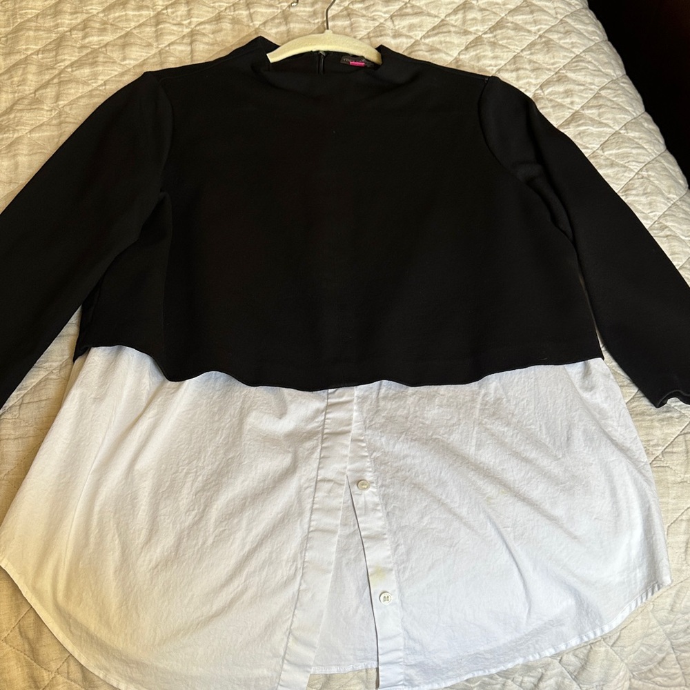 Vince Camuto Elegant Black Top